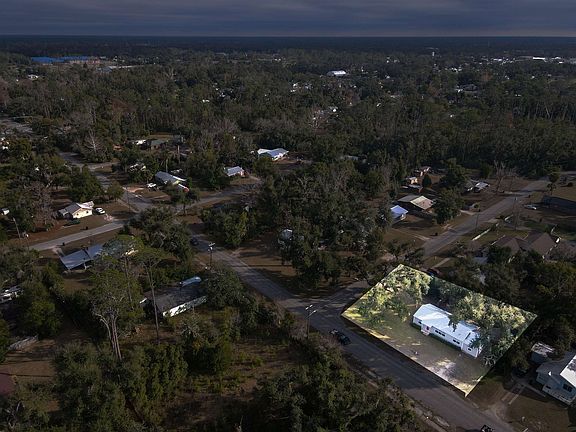 5th image of 401 W Ash St