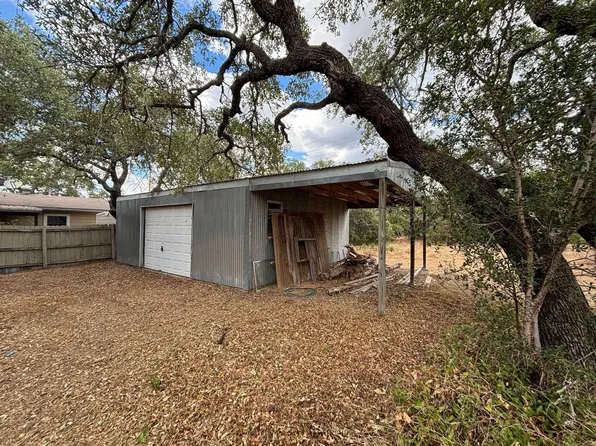 3708 Cactus Trail, Kingsland, TX 78639