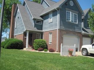 10948 Beacon Ct, Saint John, IN 46373