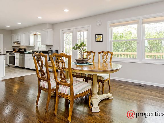 Kitchen/Dining