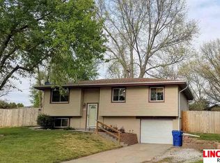 113 Laura Ln, Ceresco, NE 68017