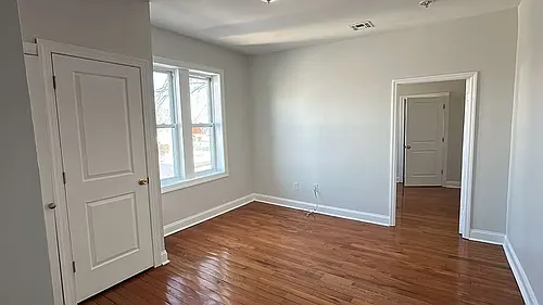 163 Bergen Ave #4B Photo 1