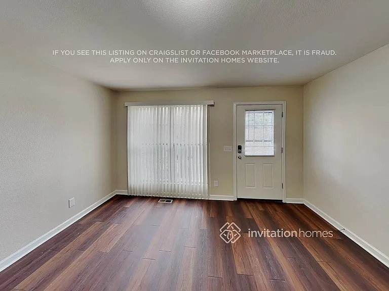 1811 S Quebec Way #104 — Photo 5