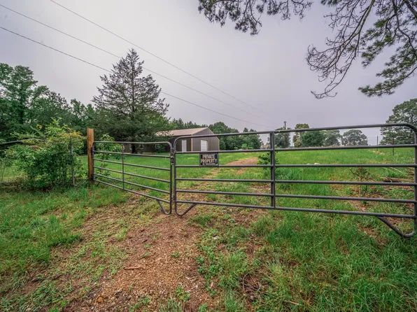 150 Norfolk Rd, Gilmer, TX 75645