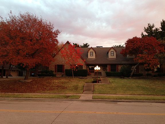 frontyard fall