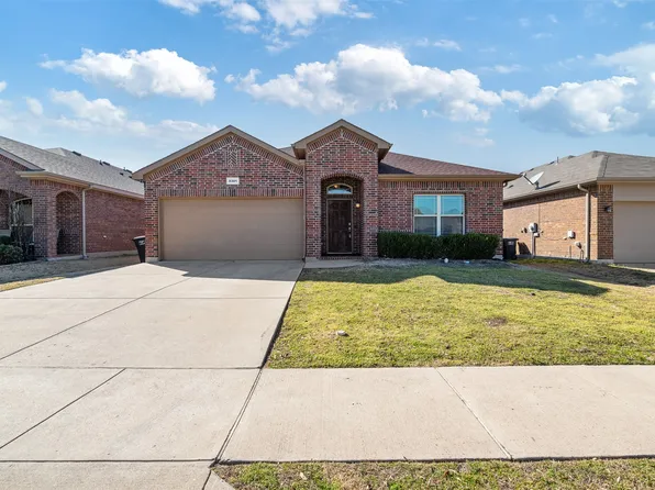 8301 White Hart Dr, Fort Worth, TX 76179