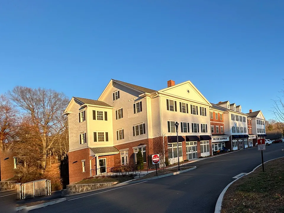 200 Danbury Rd #2209