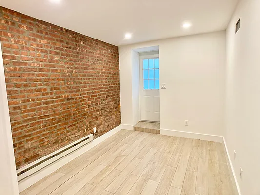 Rented by Corcoran | media 28