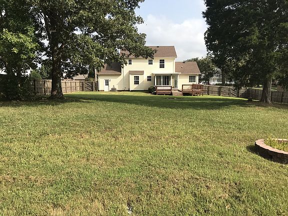 5th image of 466 Kristie Michelle Ln