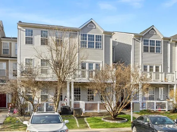 23 Crusader Ct, Germantown, MD 20874