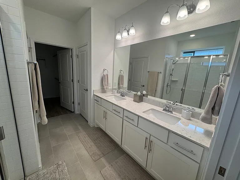 120 Clay Hill St — Photo 11