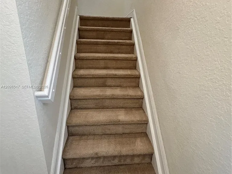 5819 Hampton Hills Blvd — Photo 2