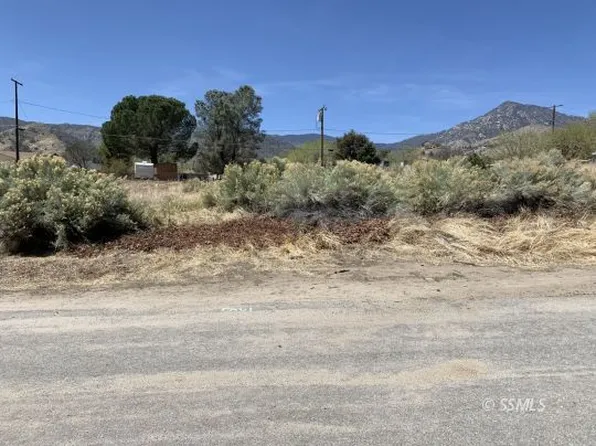 Williams St, Wofford Heights, CA 93285