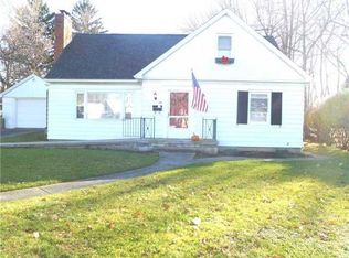 35 Elwood Dr, Rochester, NY 14616