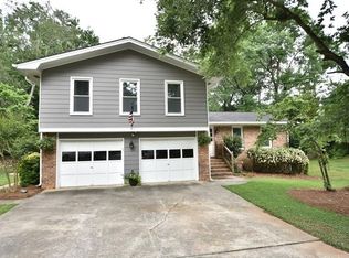 1515 Ridgeland Ct, Lilburn, GA 30047