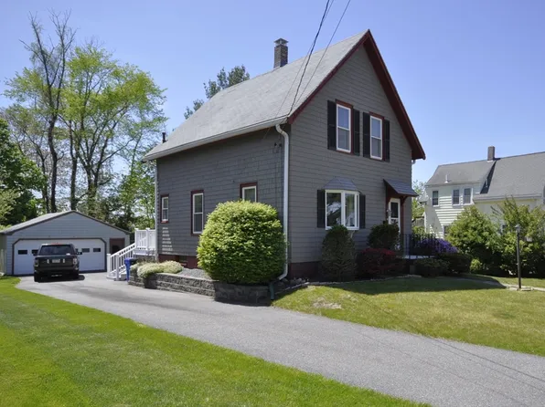 201 Franklin St, Whitman, MA 02382