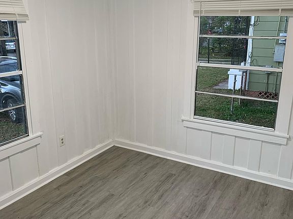 5th image of 130 Huntlee Dr