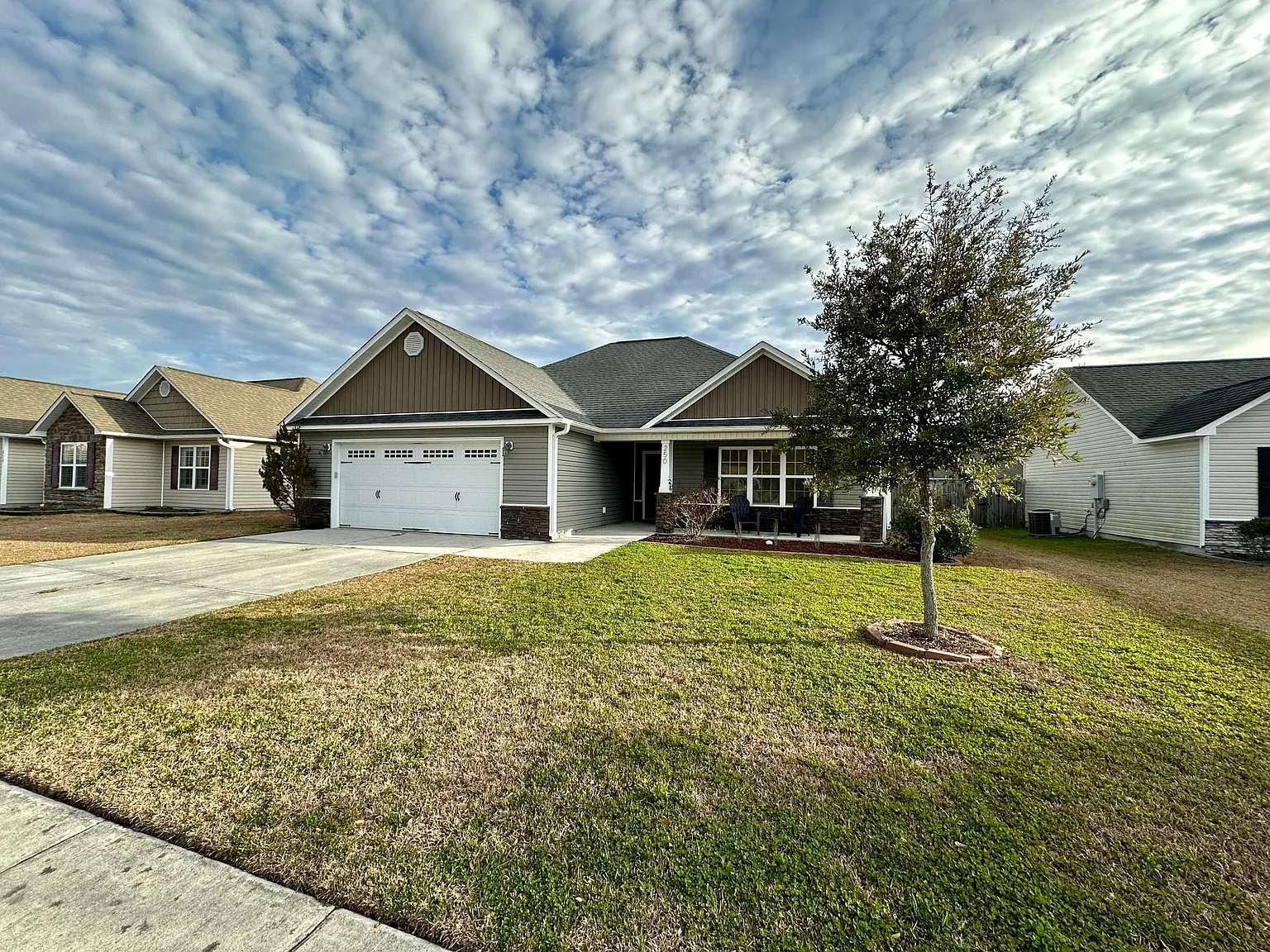 3 bed, 1538 sqft, $1,800 — Photo 2