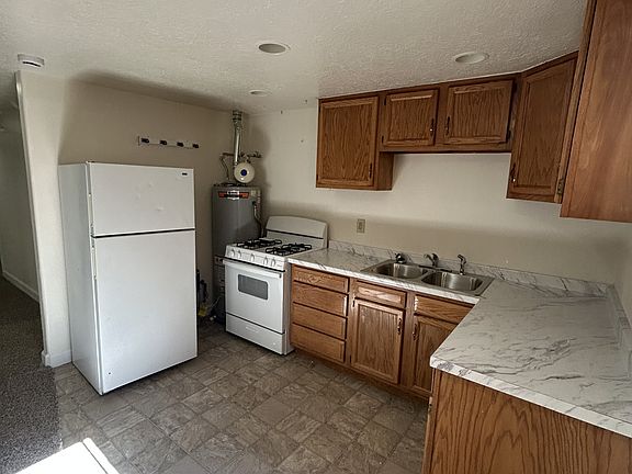 2nd image of 1802 Lead Ave SE #1/2