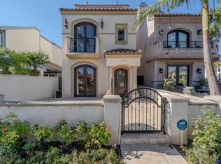 525 15th St, Huntington Beach, CA 92648
