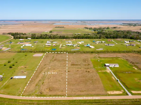 1 Lyons Point Hwy, Morse, LA 70559