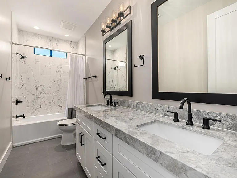 3821 E Devonshire Ave — Photo 21