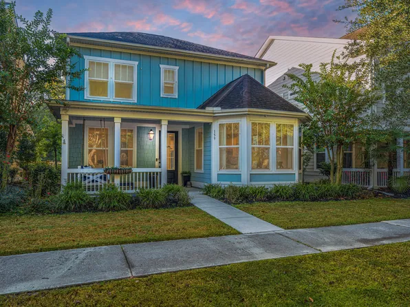 159 Village Ponds Dr, Summerville, SC 29483