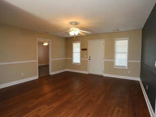 343 Longwood Dr, Statesboro, GA 30461