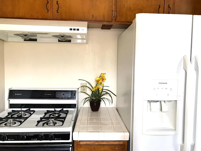 915 N Atlantic Blvd #B — Photo 5