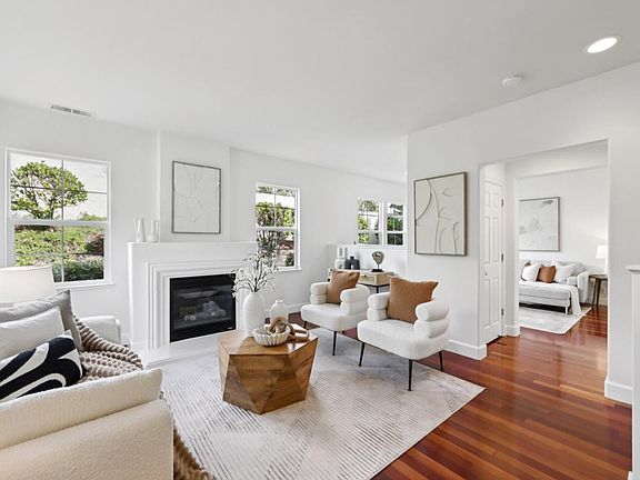 4th image of 3858 Evangelho Cir