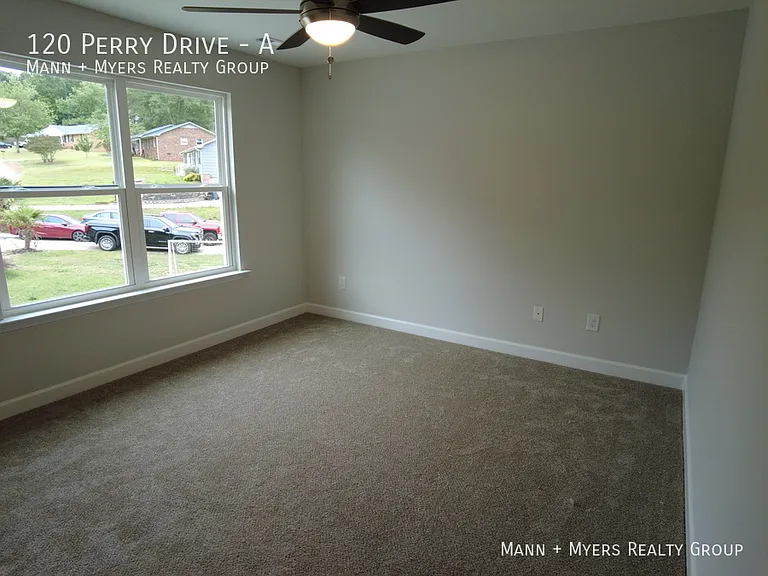 120 Perry Dr #A — Photo 33