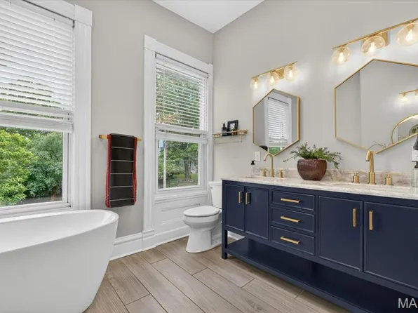 7501 Suffolk Ave, Saint Louis, MO 63119