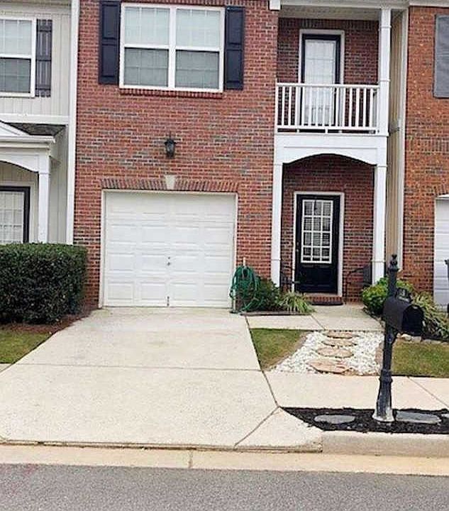 1st image of 16 Madaline Ln