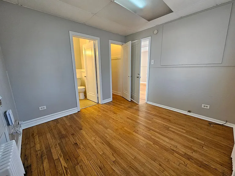 City Park/Park Hill Lovely One Bedroom Apartment - Conveniently Located! — Photo 32