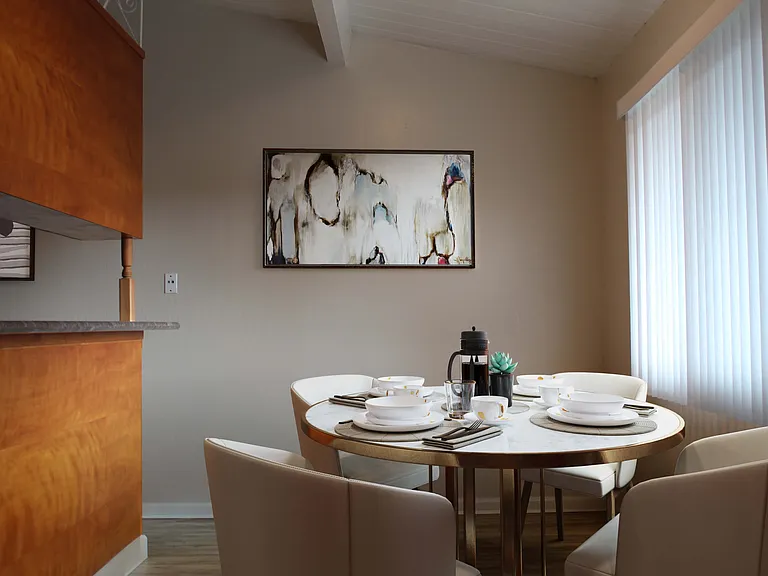 2x1 Dining Area 2x1 Dining Area