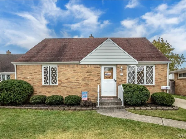 65 Sandra Dr, Cheektowaga, NY 14225