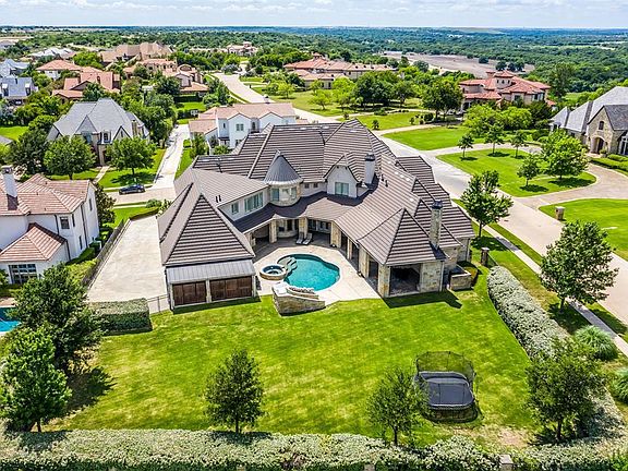 3rd image of 4601 Palencia Dr