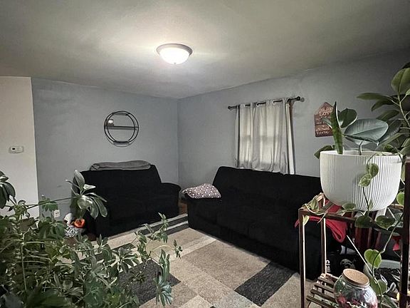 3rd image of 4601 Wright AVENUE