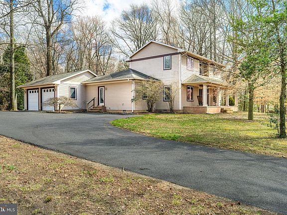 2nd image of 204 Double Creek Rd