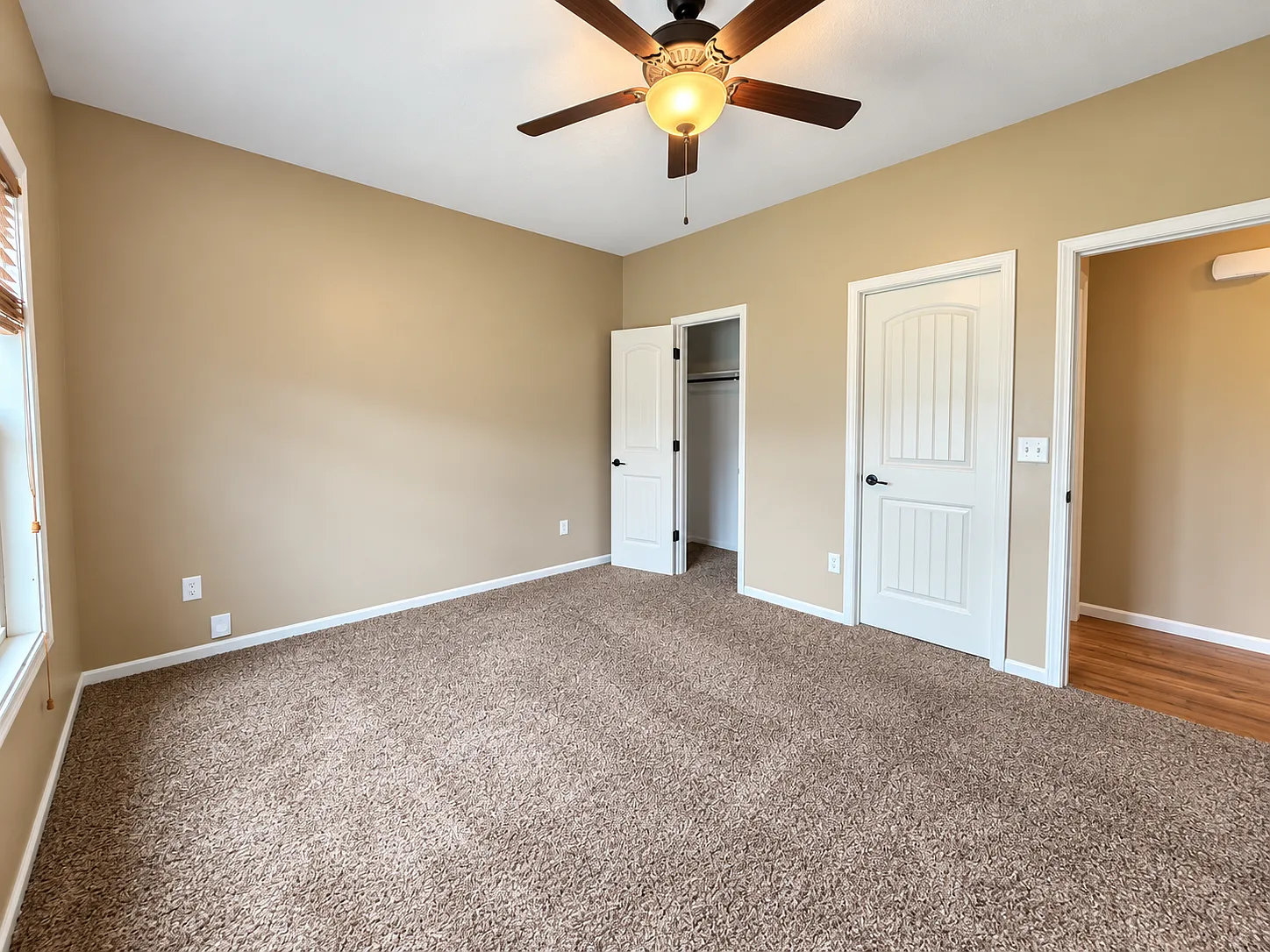 2624 T Dowling Ct — Photo 3