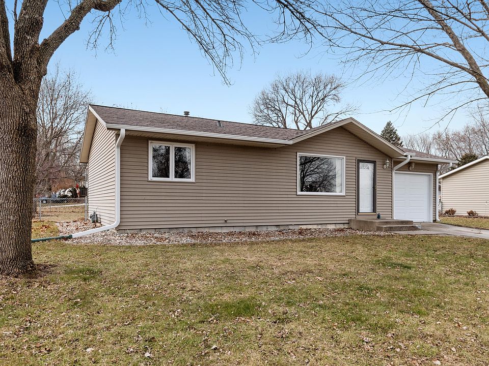 1st image of 3827 Minnetonka Ave