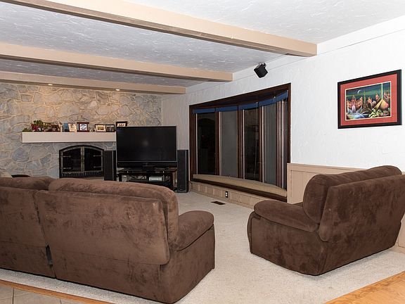 4th image of 3845 Alla Dr