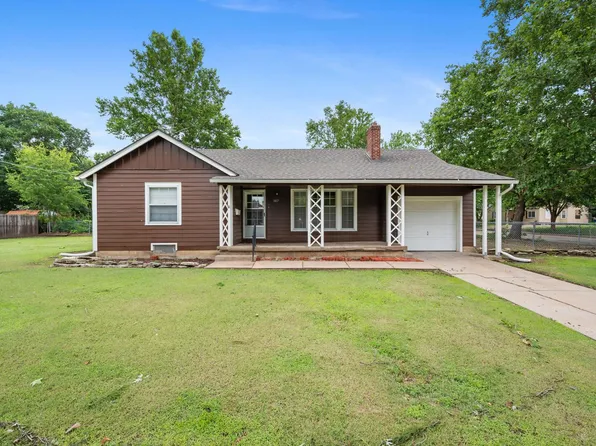 1417 W Julianne St, Wichita, KS 67203