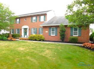 1919 Greystone Dr, Findlay, OH 45840