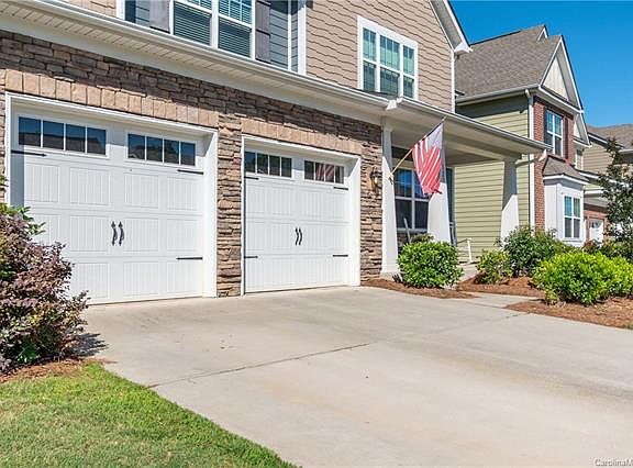 2nd image of 129 Cherry Bark Dr