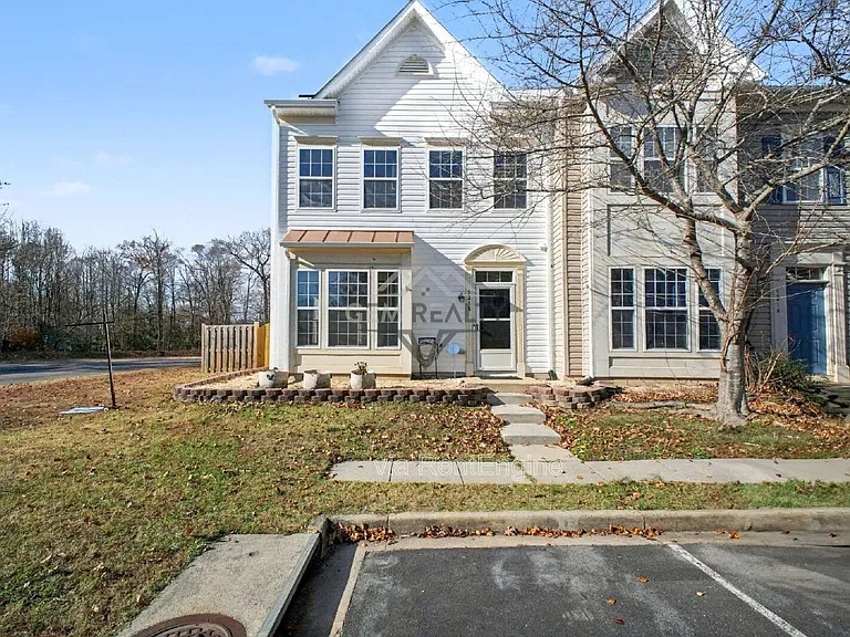 5218 Drakes Ct — Photo 4