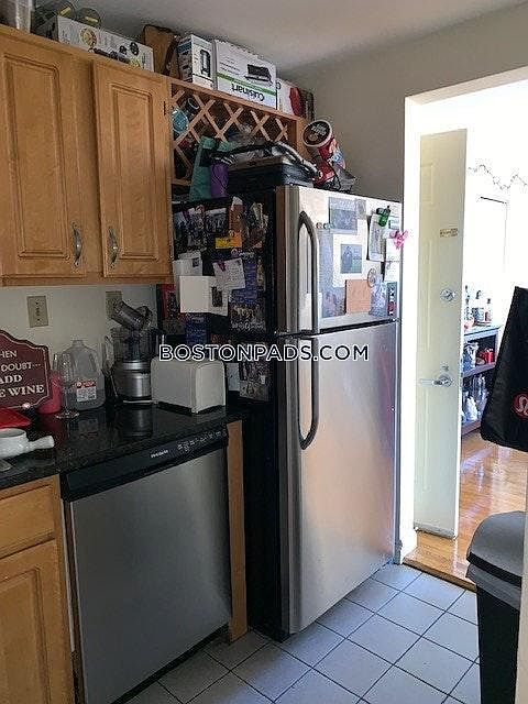 2nd image of 100 Jersey St #606TT