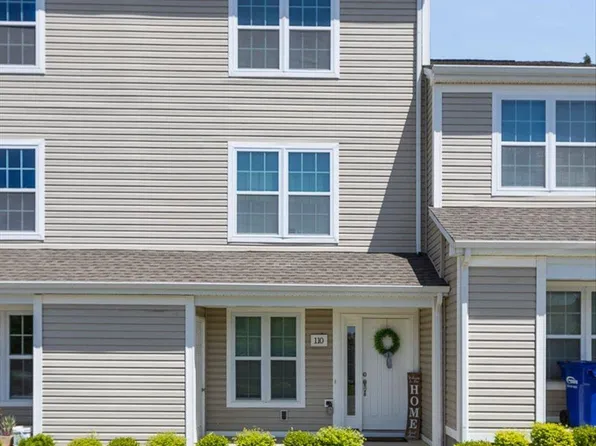 110 Amber Cir NW, Christiansburg, VA 24073