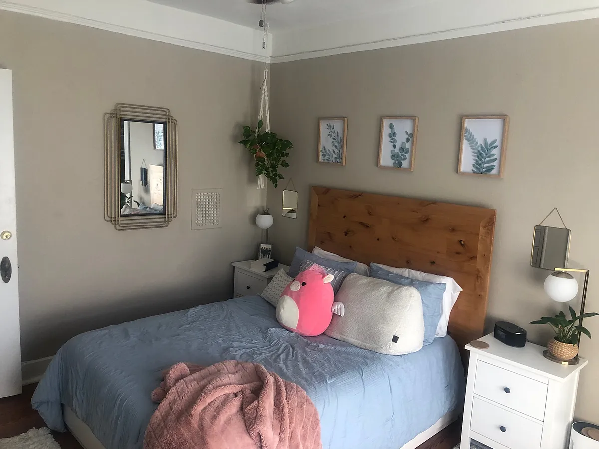 Bedroom - 2134 Pine St