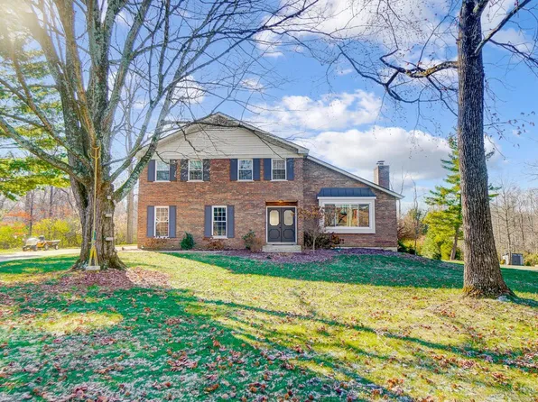 2865 Deerhaven Dr, Cincinnati, OH 45244